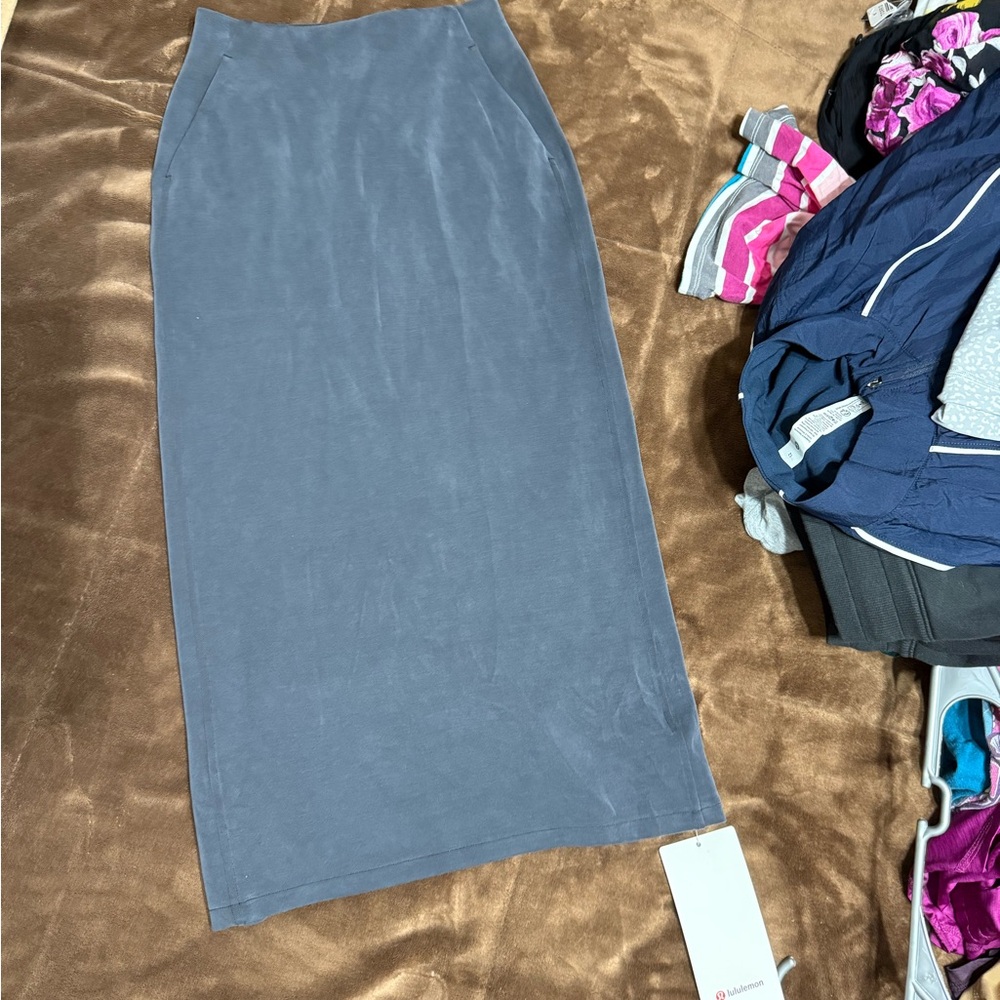 NWT 💎 lululemon athletica SoftsremeHR  Midi Skirt Size 0 - Picture 4 of 16